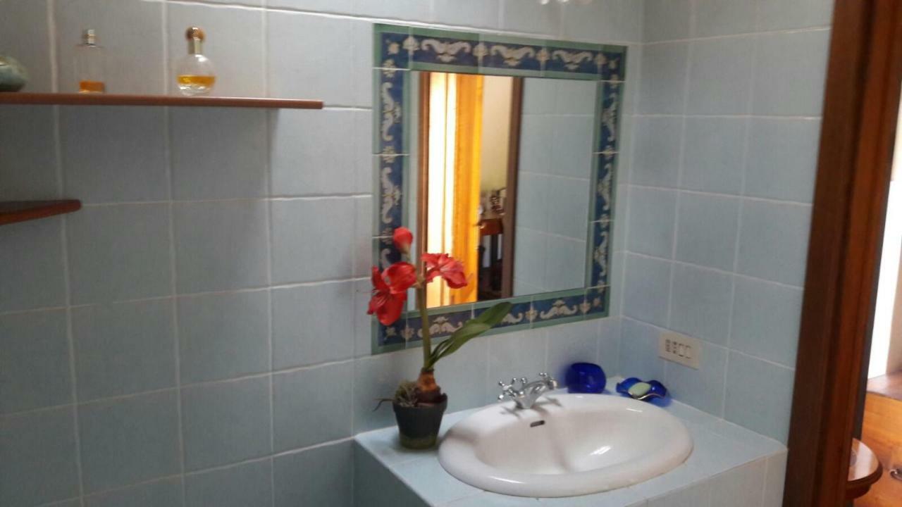 Casina In Pietra Vila Pistoia Exterior foto